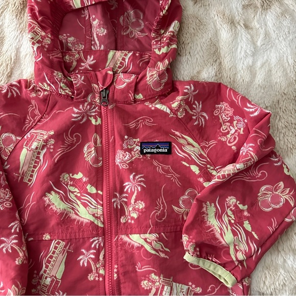 Patagonia Baby Baggies Girls Pink Jacket - Picture 3 of 6